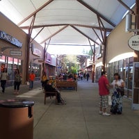 levis seattle premium outlets