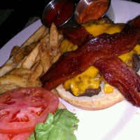 Foto tirada no(a) The Porter House (Restaurant &amp;amp; Cigar Bar) por Justin B. em 3/27/2012