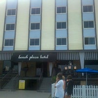 Foto diambil di Beach Plaza Hotel oleh Sandy B. pada 8/29/2011