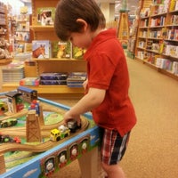 Barnes Noble 3454 Erie Blvd E