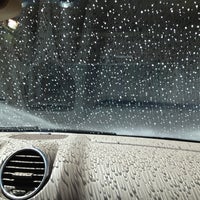 5/28/2012에 Monika M.님이 Richie&amp;#39;s Carwash에서 찍은 사진