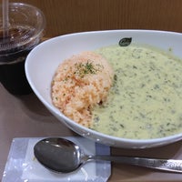Photo taken at Chowder&amp;#39;s Select Soup! ecute品川店 by itatas i. on 7/16/2012