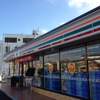 Photo taken at 7-Eleven by Yukiz_b on 8/1/2012