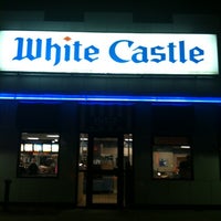 Photo taken at White Castle by ⚜️🇲🇶 . on 10/17/2011