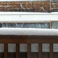 รูปภาพถ่ายที่ Hotel Tirol โดย Laurent P. เมื่อ 12/22/2011
