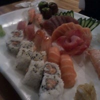 Снимок сделан в Hanami Sushi Store пользователем Valeria I. 1/19/2012