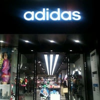 Adidas ブランドコアストア池袋 Posetitelej 372 Adidas ブランドコアストア池袋 Posetitelej 372