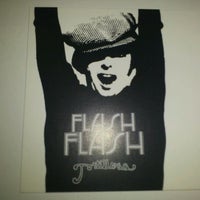 Photo taken at Flash Flash Madrid by Antonio C. on 11/26/2011