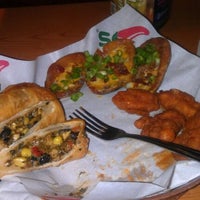 Photo taken at Chili&amp;#39;s Grill &amp;amp; Bar by VondaB on 11/5/2011