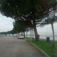 รูปภาพถ่ายที่ Puerto Deportivo Marina Del Cantabrico โดย Miguel Angel M. เมื่อ 11/21/2011