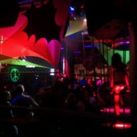 รูปภาพถ่ายที่ Rich&amp;#39;s Night Club โดย David B. เมื่อ 9/25/2011