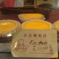 Photo taken at King Bakery (Chinese) by Tracy Q. on 1/30/2012