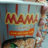 Photo taken at 7-Eleven by Piiky K. on 3/20/2012