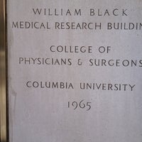 รูปภาพถ่ายที่ William Black Building โดย Manny G. เมื่อ 4/12/2012