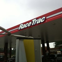 Снимок сделан в RaceTrac пользователем Dwayne D. 7/28/2011