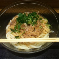 Photo taken at 宮武讃岐製麺所 東京ミッドタウン店 by Norio on 8/16/2012