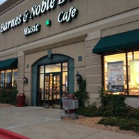 Photo taken at Barnes &amp;amp; Noble by Alex D. on 8/4/2012