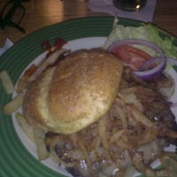 Photo taken at Applebee&amp;#39;s Grill + Bar by Danilo on 1/20/2012