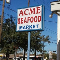 Photo taken at Acme Seafood Market by Caramels&amp;#39; D. on 11/4/2011