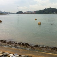 Photo taken at Labrador Park Lookout Point by Nadia A. on 5/26/2012
