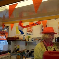 Photo taken at &amp;#39;t Praathuis, Snackkar op de markt by Carny on 6/9/2012