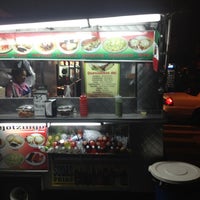 Photo taken at No Name Taco Truck by Quinn T. on 12/9/2011