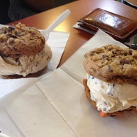 9/1/2012 tarihinde Nicole P.ziyaretçi tarafından Hope&amp;#39;s Cookies'de çekilen fotoğraf