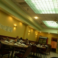 Photo taken at Hing Lung Restaurant by B L on 9/2/2011
