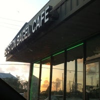 5/3/2012에 Anthony F.님이 Boston Bagel Cafe (Cypress Creek)에서 찍은 사진