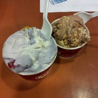Photo taken at Cold Stone Creamery by James L. on 8/20/2012