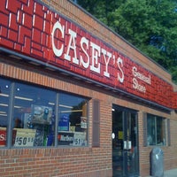 Foto diambil di Casey&amp;#39;s General Store oleh Lonnie E. pada 8/1/2011
