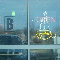 Photo prise au BIGGBY COFFEE par ᴡ f. le1/5/2012