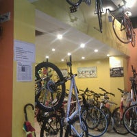 r and a cycles outlet