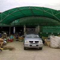 Photo taken at วงษ์พาณิชย์ ดอนเมือง by Fon G. on 9/13/2011