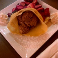 Foto tomada en Spin Dessert Cafe  por Brigita R. el 2/23/2012