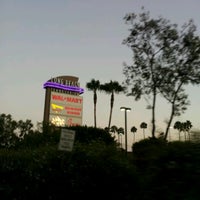 Long Beach Towne Center Shopping Mall