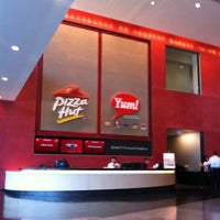7/20/2011 tarihinde Chad H.ziyaretçi tarafından Yum! Restaurants International HQ'de çekilen fotoğraf