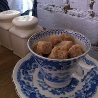 5/21/2012 tarihinde Emma C.ziyaretçi tarafından Milk Cafe'de çekilen fotoğraf
