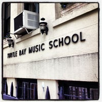 Снимок сделан в Turtle Bay Music School пользователем Estelle M. 5/4/2012
