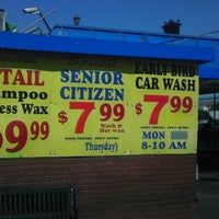 Photo taken at Beverly Catalina Car Wash by Albert H. on 8/30/2012