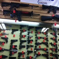 4/30/2012にJulesがAtlantic Gunsで撮った写真