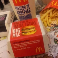 Photo taken at McDonald&amp;#39;s by Marcelo E. on 8/26/2012