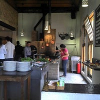 Photo taken at Sinhá Restaurante by Fernando R. on 7/5/2012