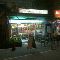 4/12/2012 tarihinde ♠Aizul♠ziyaretçi tarafından Restoran Shaheen Palace'de çekilen fotoğraf