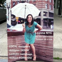 Снимок сделан в Leanna NYC пользователем Leanna N. 6/6/2012