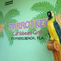 8/8/2012にValentina F.がParrot Key Caribbean Grillで撮った写真