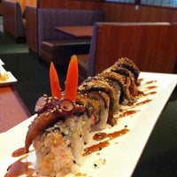 Photo taken at Crazy Rock&#39;N Sushi by JrAce on 5/13/2012