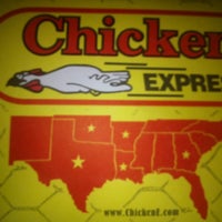 Photo taken at Chicken Express by Leslie W. on 7/7/2012