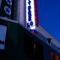 Das Foto wurde bei City Base Cinema von Penelope H. am 1/3/2012 aufgenommen