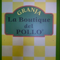 Снимок сделан в Granja La Boutique del Pollo пользователем Alejandro S. 10/28/2011